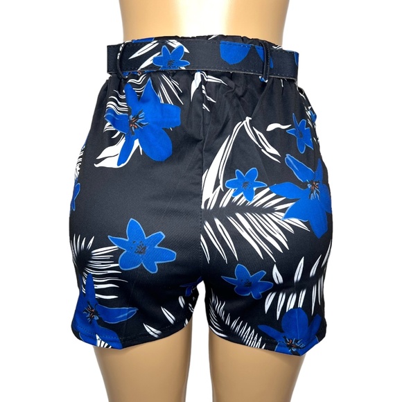 NWT Blue and Black Women Set Size L Stretchy Belt Short and Wrap Sleeveless Top - Picture 7 of 7